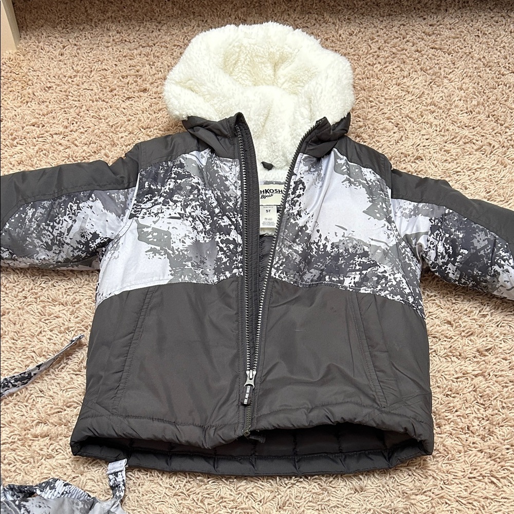 OshKosh B'gosh Black and Gray Puffer Coat with Insulated Snow Bibs - Picture 2 of 6